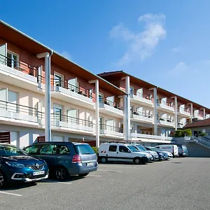 Sejours & Affaires Geneve Les Rives Du Leman 2*, Gex France